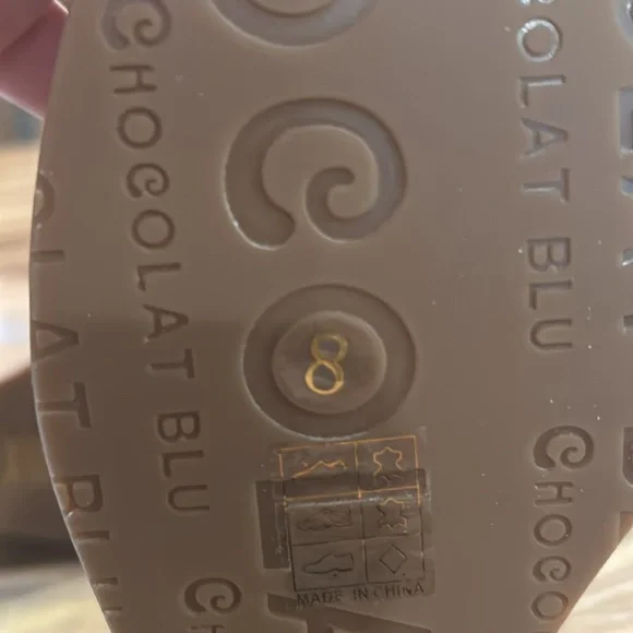 Chocolat Blu Tan Leather Wedge Booties size 8 - Picture 6 of 9